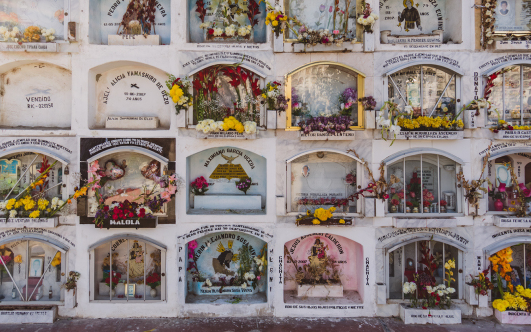 How Does Peru Celebrate Día de los Muertos?